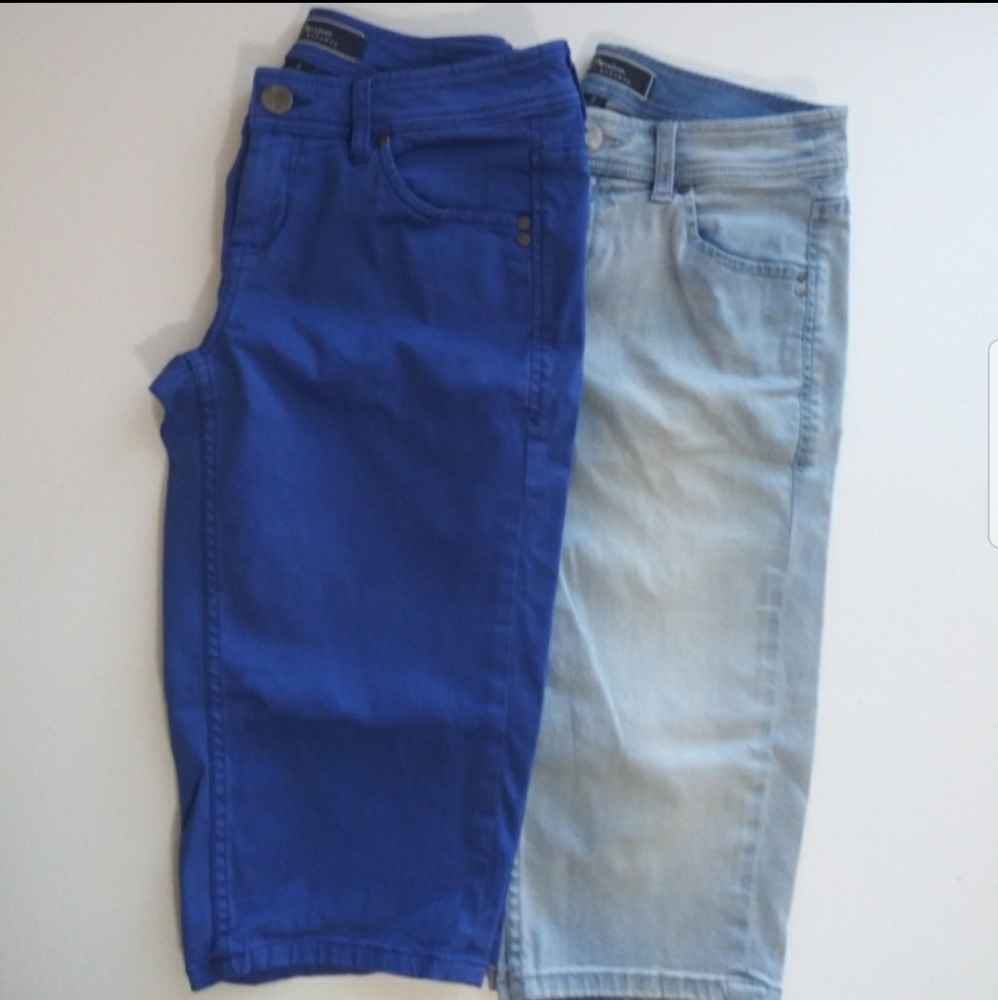 💖 Bundle of 2 Tommy Bahama Womens Bermuda shorts